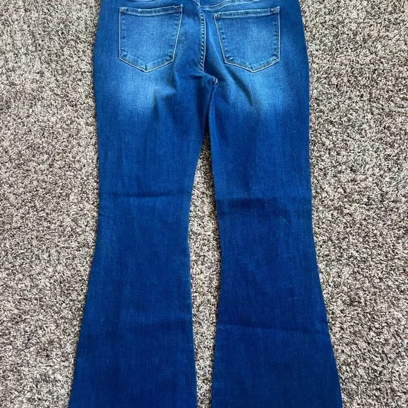 Kancan 31x32 Women's Distressed Blue Jeans - Picture 2 of 3